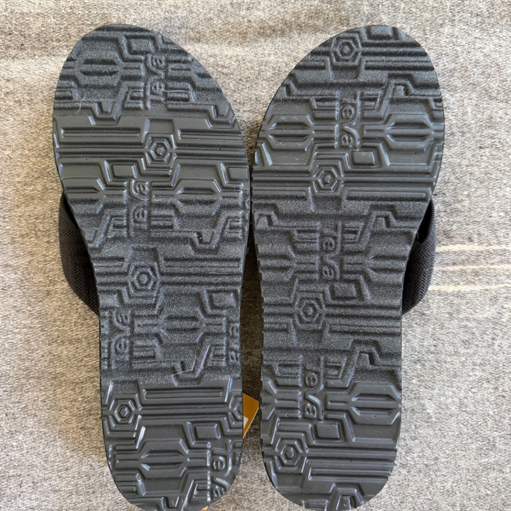 Teva women’s Mush II - Picture 2 of 4